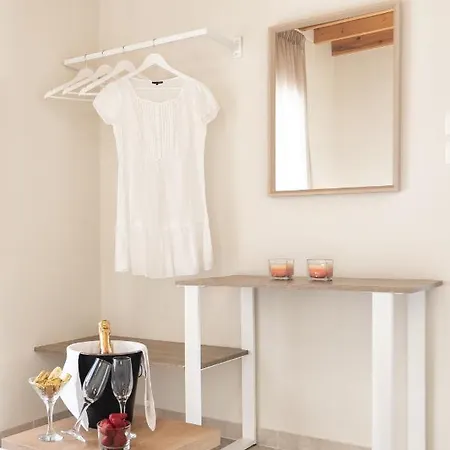 Anastasios House Stegna *