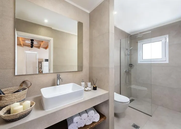 Anastasios House Stegna *